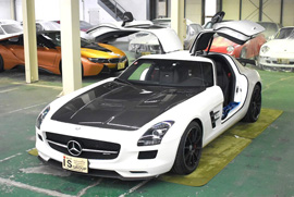 ベンツSLS AMG